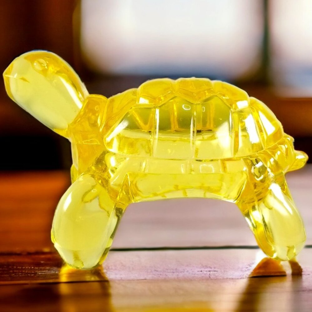Vintage Yellow Lucite Acrylic Feng Shui Longevity Turtle Tortoise  Figurine